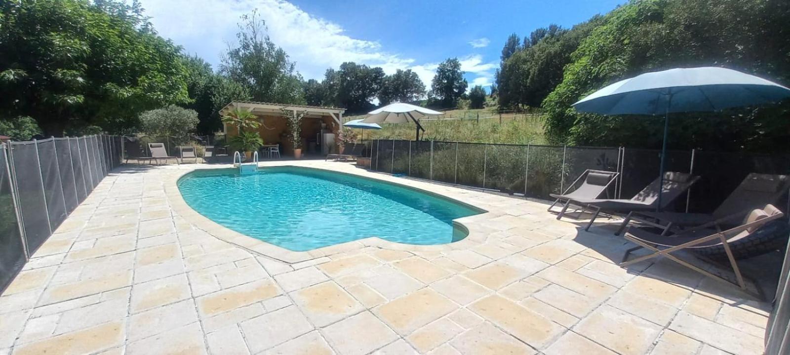 Domaine Bellavigne Gites Et Spa Forcalquier Exterior photo